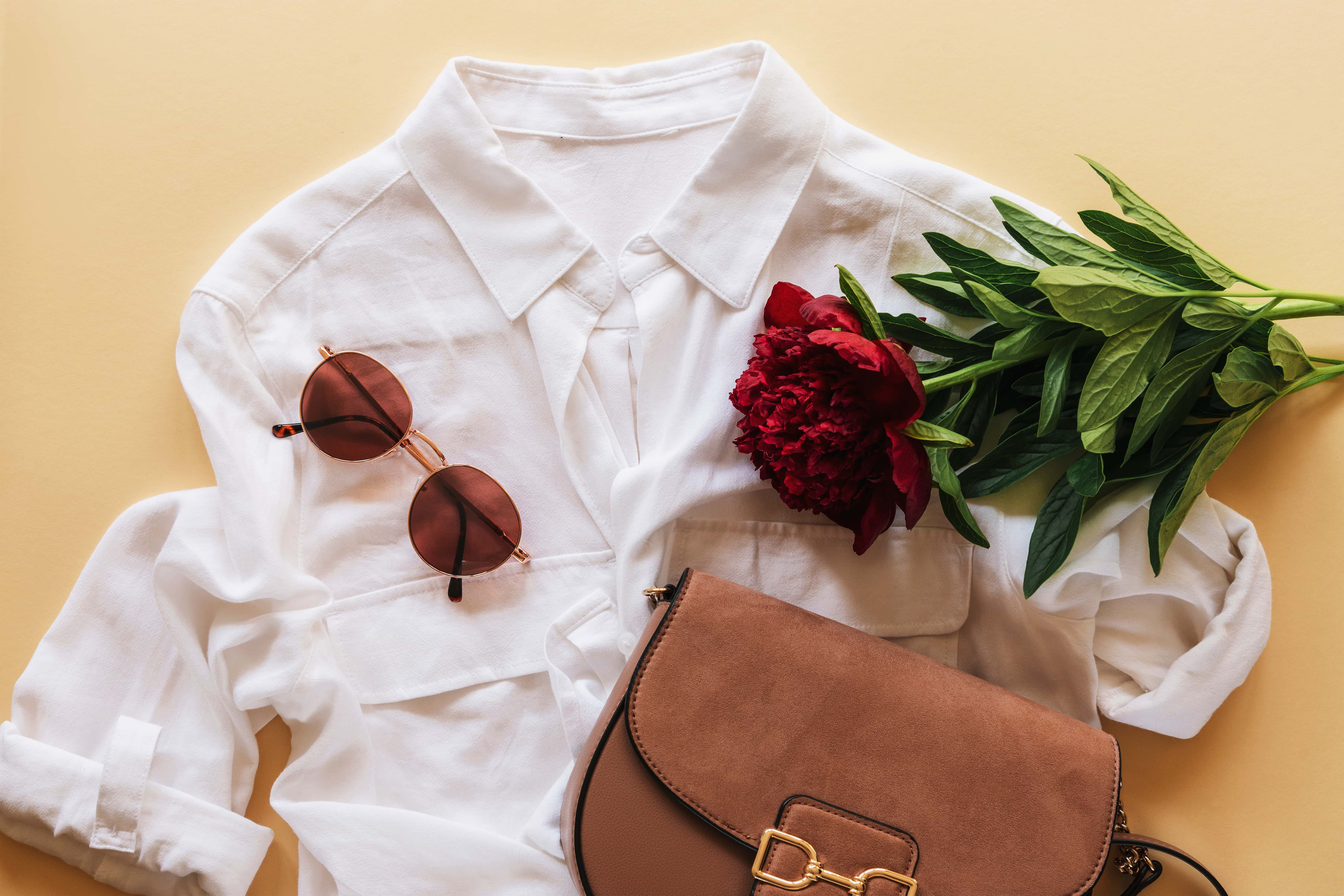 Mart ve Nisan Aylarında Şıklığınızı Tamamlayacak 5 Anahtar Parça