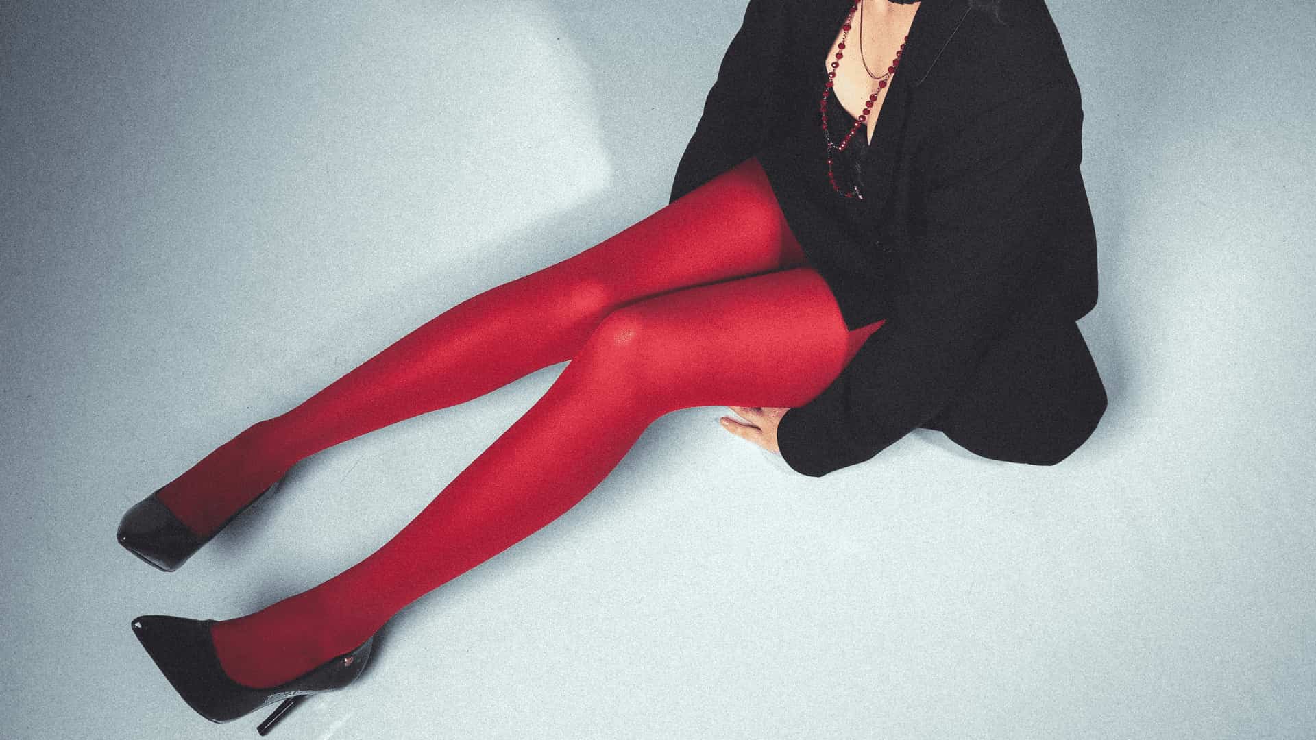 Fitilli, Biker ve Push Up Tayt Modelleri ile Günlük Kombin Önerileri