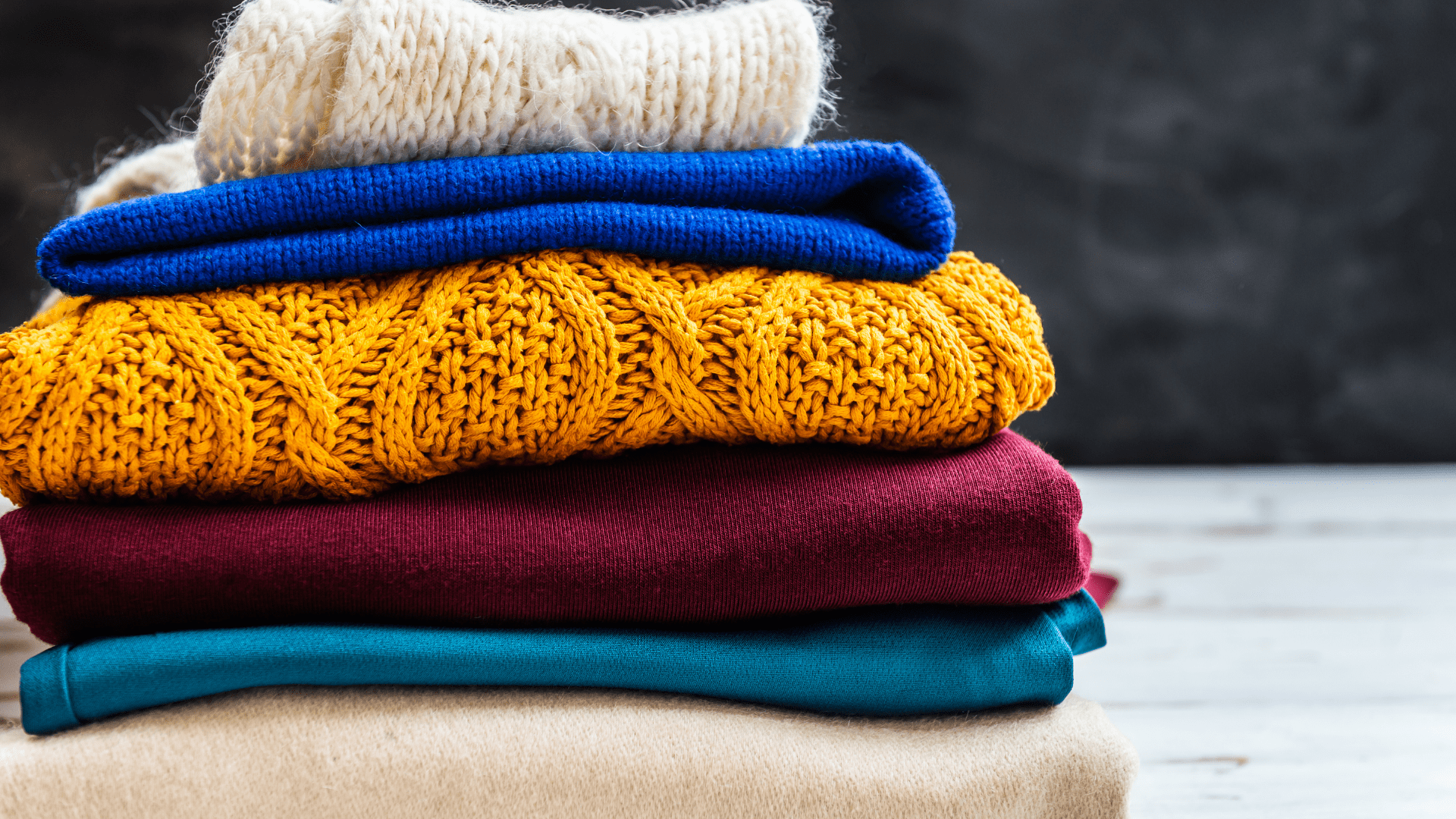 Triko Kazaklarla Kış Stilini Yükselt: Üst Giyimden Stil İlhamı